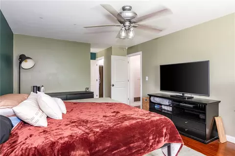 Bedroom - 155 Glenburn Dr, Centerville, OH 45459 photo 4 of 7