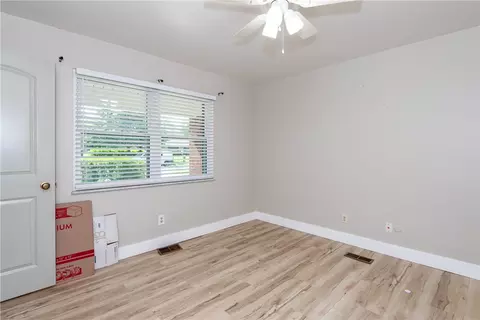 Bedroom - 155 Glenburn Dr, Centerville, OH 45459 photo 1 of 7