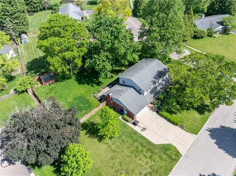 View/Area - 155 Glenburn Dr, Centerville, OH 45459 photo 2 of 7
