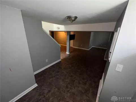 Entry Way - 812 Buckingham Rd, Kettering, OH 45419 photo 7 of 7