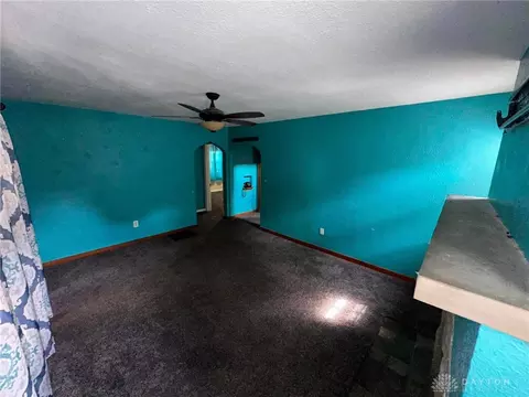 Living - 812 Buckingham Rd, Kettering, OH 45419 photo 2 of 4