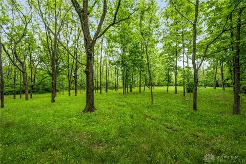 5653 Chenoweth Rd, Wayne Twp, OH 45068 photo 9