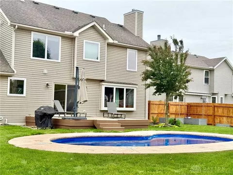 Exterior - 5831 Ridgewood Rd, Springfield, OH 45502 photo 7 of 9