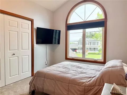 Bedroom - 5831 Ridgewood Rd, Springfield, OH 45502 photo 1 of 7