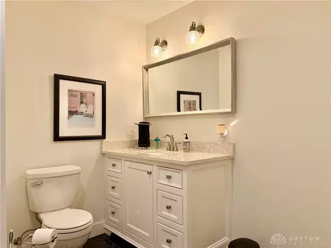 Bath - 5831 Ridgewood Rd, Springfield, OH 45502 photo 11 of 13