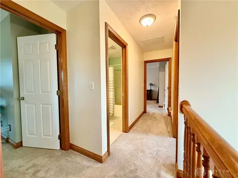 Entry Way - 5831 Ridgewood Rd, Springfield, OH 45502 photo 3 of 5