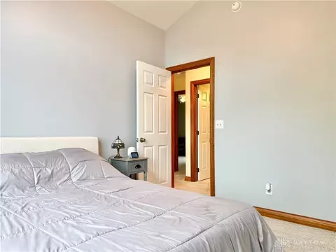 Bedroom - 5831 Ridgewood Rd, Springfield, OH 45502 photo 4 of 7