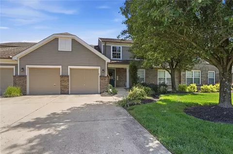 4421 N Shore Dr #302, Mason, OH 45040