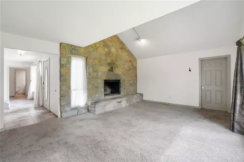 Living - 4852 Eck Rd, Middletown, OH 45042 photo 1 of 12