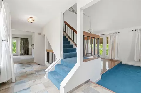 Entry Way - 4852 Eck Rd, Middletown, OH 45042 photo 2 of 3