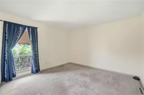 Bedroom - 4852 Eck Rd, Middletown, OH 45042 photo 1 of 6