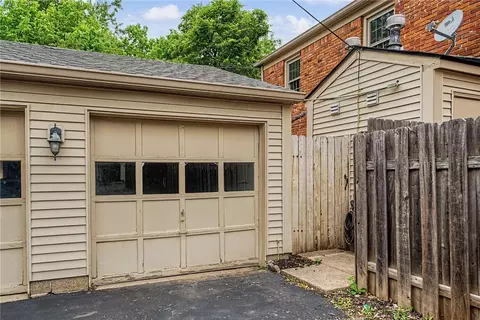 Exterior - 76 Cranston Ct, Centerville, OH 45458 photo 4 of 6