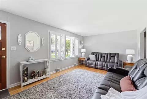 708 Lawnview Ave, Springfield, OH 45505 photo 5