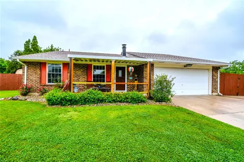 7710 Sprucehill Ct, Huber Heights, OH 45424
