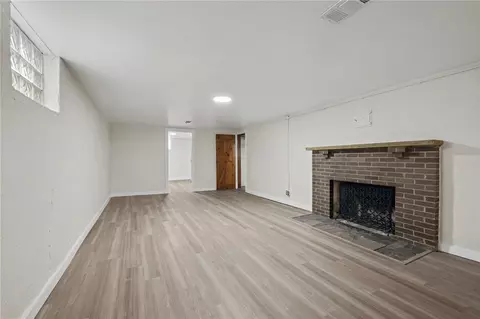 Living - 1 Castle Dr, Kettering, OH 45429 photo 3 of 3
