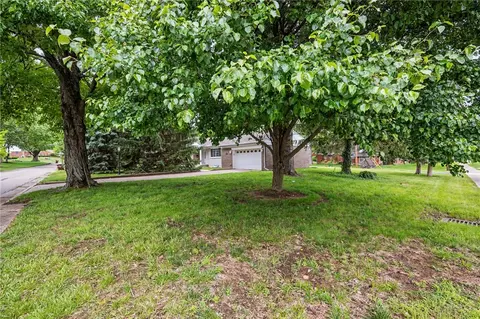 Exterior - 1 Castle Dr, Kettering, OH 45429 photo 9 of 9