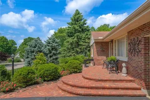 281 Sherbrooke Dr, Kettering, OH 45429 photo 39