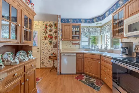281 Sherbrooke Dr, Kettering, OH 45429 photo 9