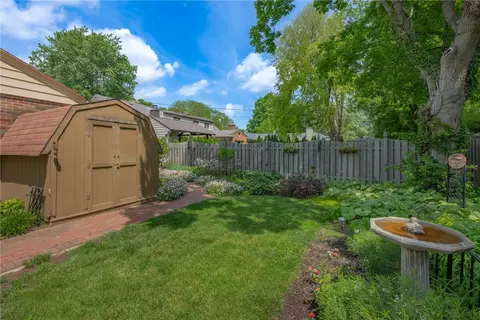 281 Sherbrooke Dr, Kettering, OH 45429 photo 32
