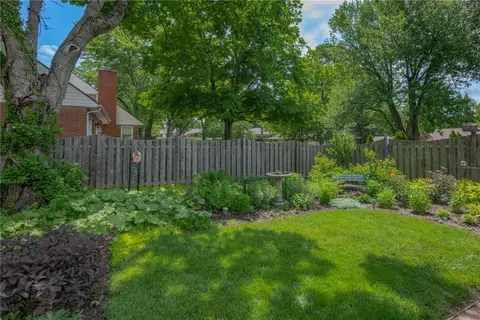 281 Sherbrooke Dr, Kettering, OH 45429 photo 30