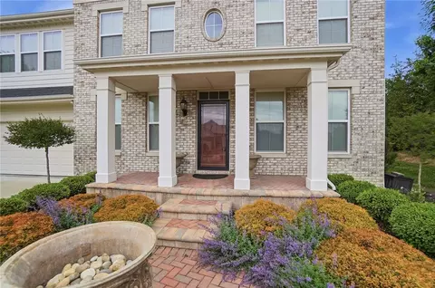 490 Clearsprings Dr, Springboro, OH 45066