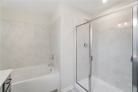 Bath - 392 David Lee Ct, Monroe, OH 45050 photo 6 of 7
