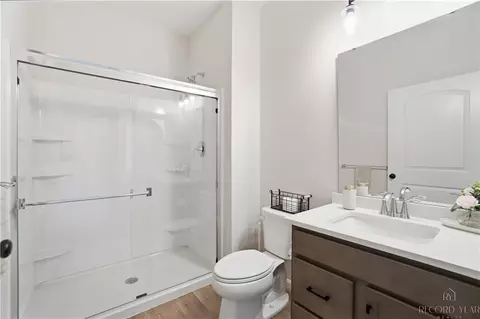 Bath - 392 David Lee Ct, Monroe, OH 45050 photo 1 of 7
