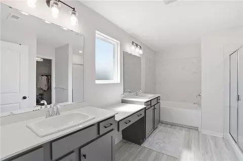 Bath - 392 David Lee Ct, Monroe, OH 45050 photo 3 of 7