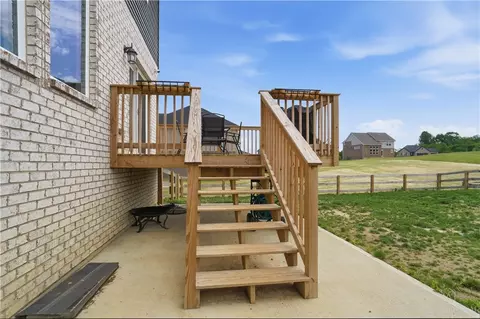 Exterior - 392 David Lee Ct, Monroe, OH 45050 photo 9 of 12