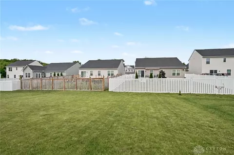 157 Cresting Rd, Fairborn, OH 45324 photo 38