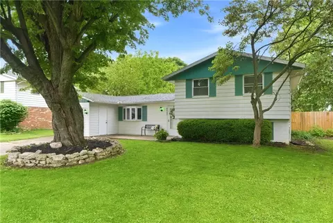 5127 Melvina St, Fairborn, OH 45324