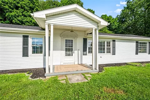 Exterior - 1755 Riverside Dr, Sidney, OH 45365 photo 5 of 9