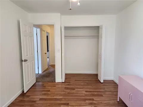 Bedroom - 2250 Coach Dr #E, Kettering, OH 45440 photo 3 of 6