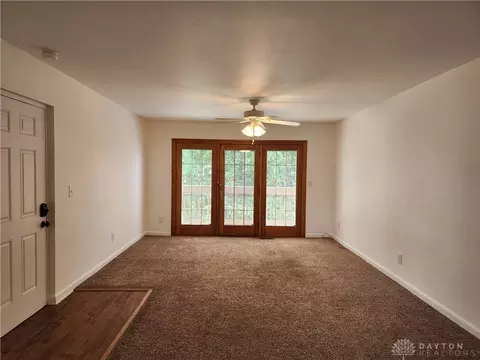 Living - 2250 Coach Dr #E, Kettering, OH 45440 photo 1 of 2
