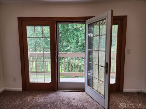 Entry Way - 2250 Coach Dr #E, Kettering, OH 45440 photo 1 of 3