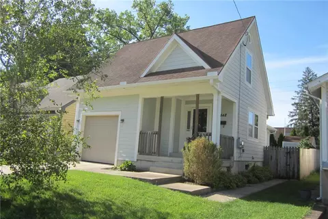 1448 Southlyn Dr, Kettering, OH 45409