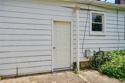 Exterior - 1663 Pershing Blvd, Dayton, OH 45410 photo 3 of 8