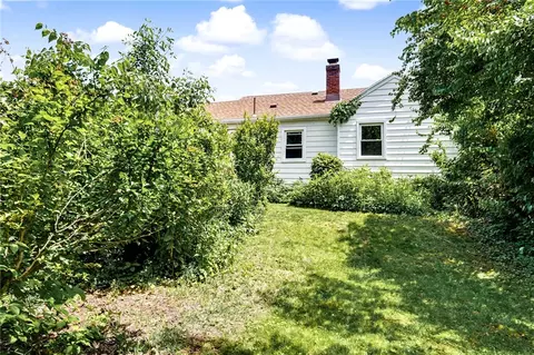 Exterior - 1663 Pershing Blvd, Dayton, OH 45410 photo 5 of 8