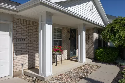 9827 Olde Park Dr, Tipp City, OH 45371