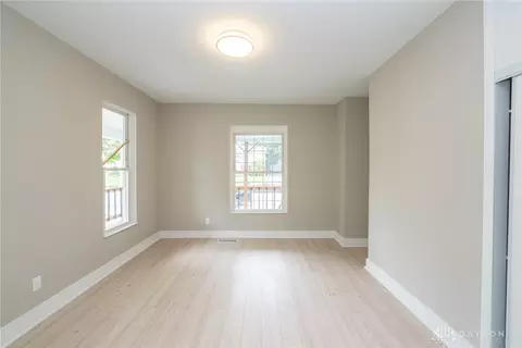 908 Cedar St, Springfield, OH 45504 photo 6