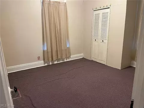 213 Smithfield St, Dillonvale, OH 43917 photo 6