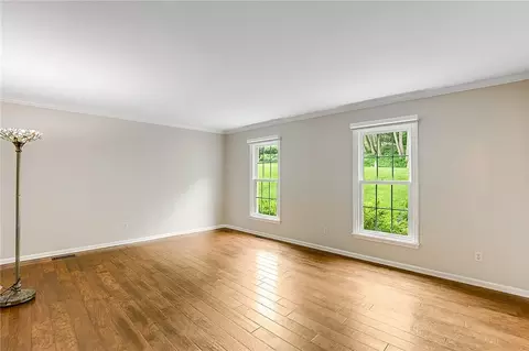 Living - 5003 Lausanne Dr, Centerville, OH 45458 photo 1 of 7