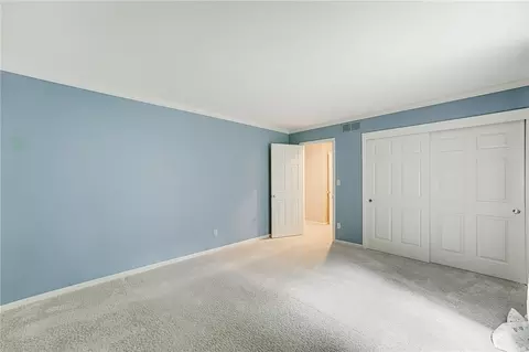Bedroom - 5003 Lausanne Dr, Centerville, OH 45458 photo 6 of 7