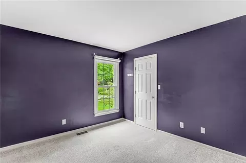 Bedroom - 5003 Lausanne Dr, Centerville, OH 45458 photo 4 of 7