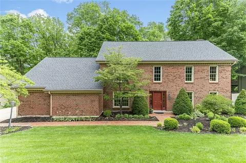 5003 Lausanne Dr, Centerville, OH 45458
