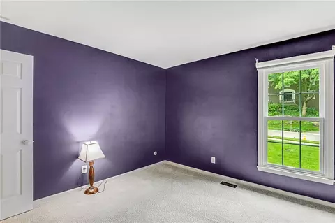 Bedroom - 5003 Lausanne Dr, Centerville, OH 45458 photo 3 of 7