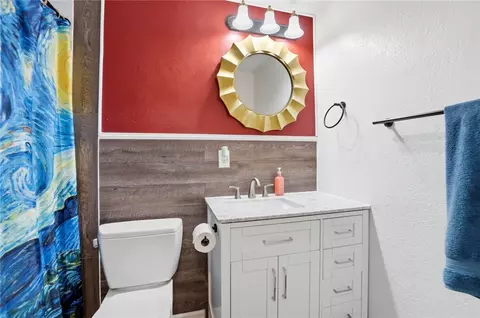 Bath - 3081 Viewcrest Pl, Kettering, OH 45420 photo 3 of 3