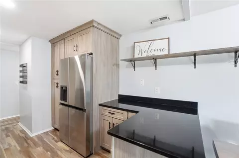 Kitchen - 3081 Viewcrest Pl, Kettering, OH 45420 photo 3 of 5