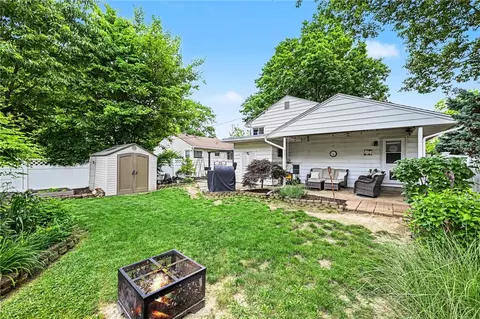 Exterior - 1537 Marilyn Ave, Kettering, OH 45420 photo 7 of 11