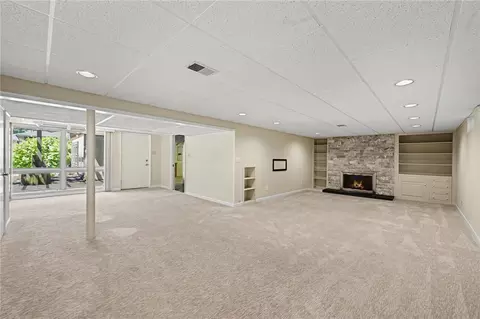 Living - 202 Marchester Dr, Kettering, OH 45429 photo 6 of 6